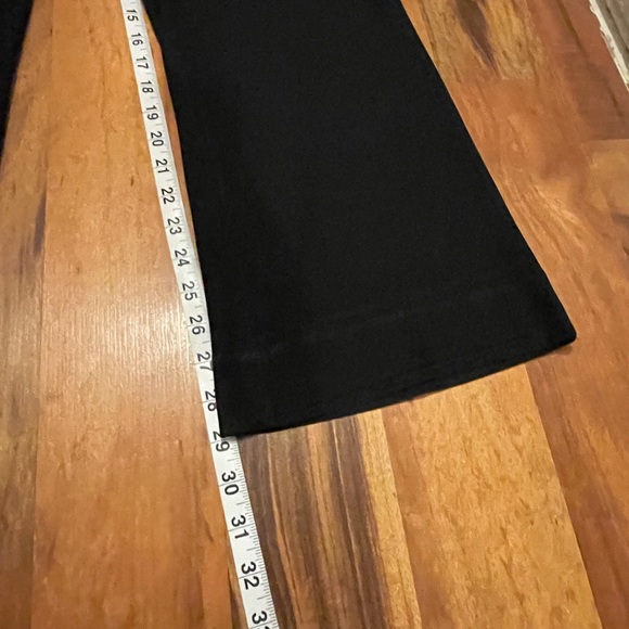 Nike Yoga Pants - Picture 4 of 6